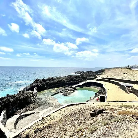Romantico Apartamento, Wifi, Cerca Del Mar, Charco Del Palo アパート チャルコ・デル・パロ